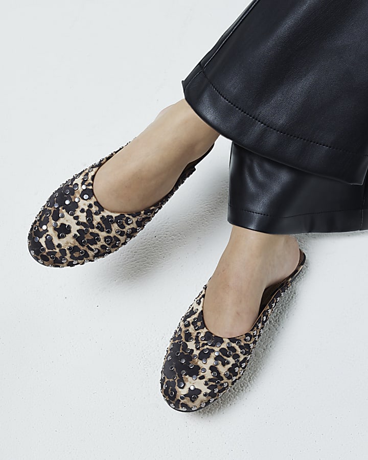 Brown Leopard print Studded Mules