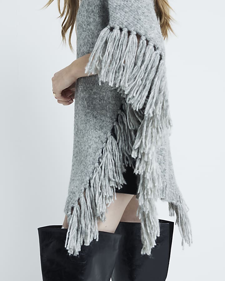 Grey Knitted Tassel Cape