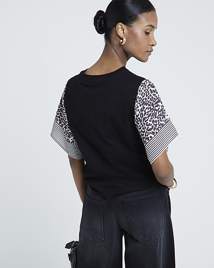 Black leopard print sleeve t-shirt