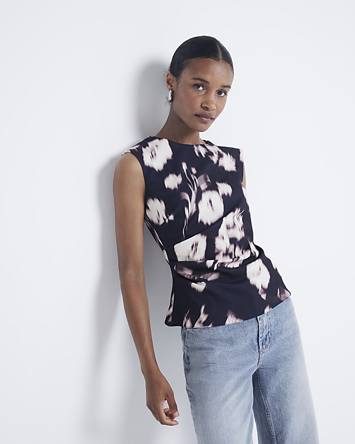 Black blur floral shoulder pad top