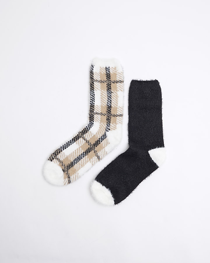 Beige Fluffy Check Socks Set