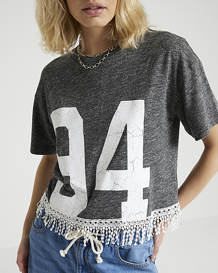 Grey graphic crochet trim t-shirt