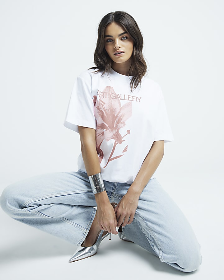 White Oversized Fit Graphic Floral T-Shirt