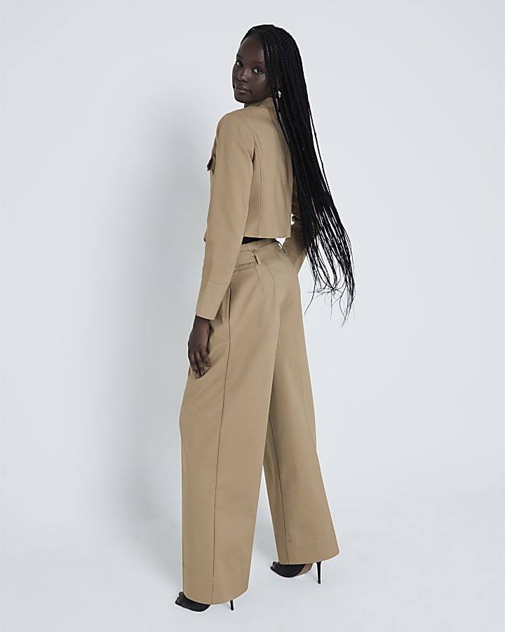 Beige Belted Super Wide Trousers