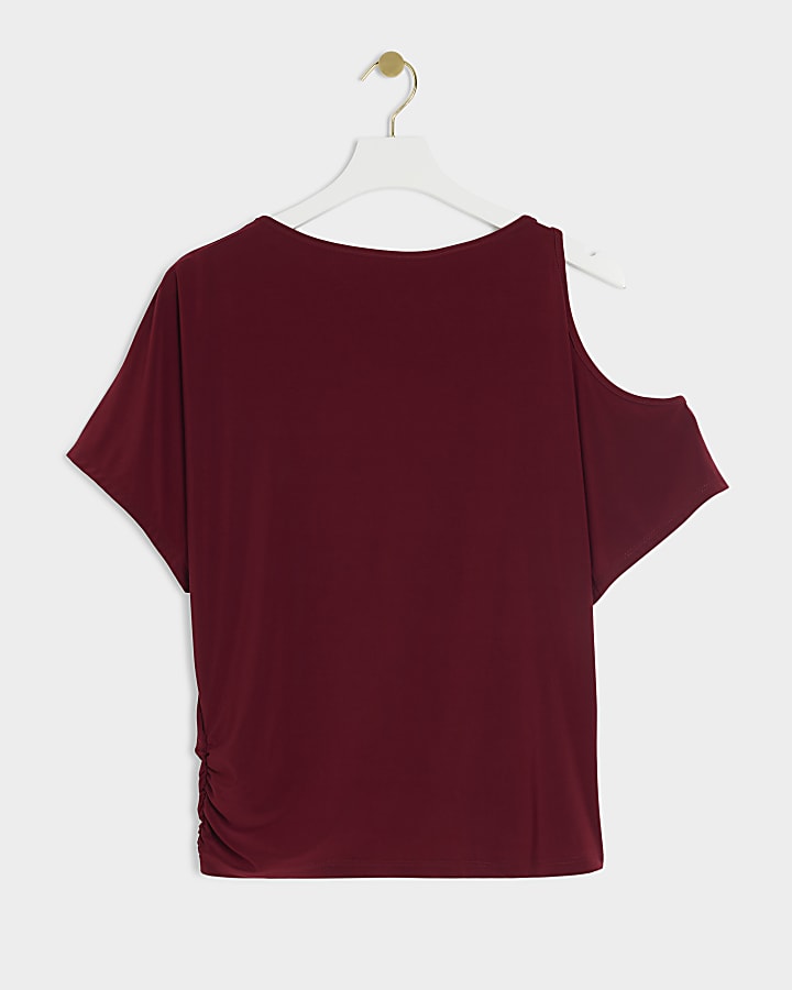 Red cold shoulder t-shirt