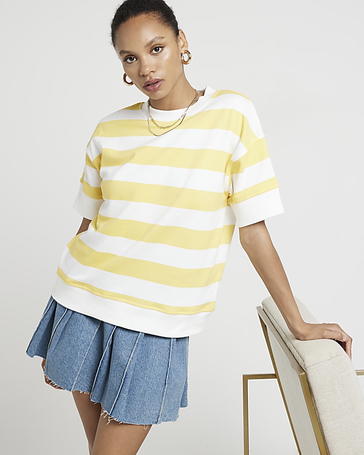 Yellow stripe short sleeve sweatshirt