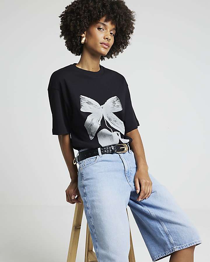 Black cherry graphic oversized t-shirt