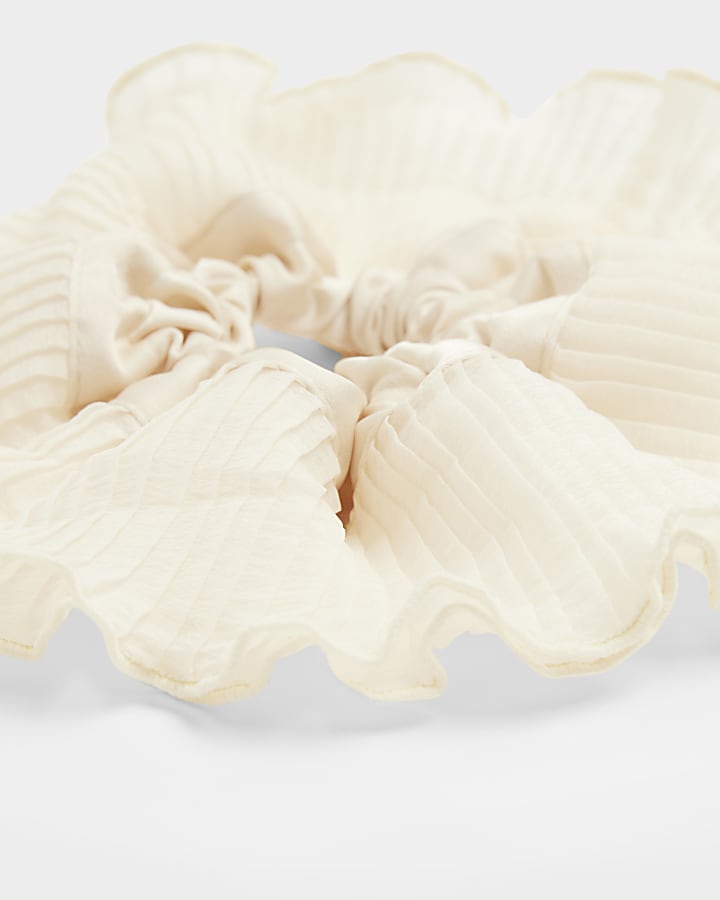 White ruffle hair scrunchie