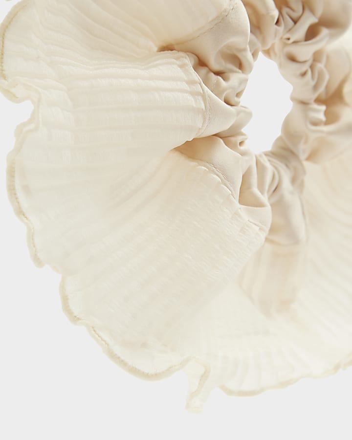 White ruffle hair scrunchie