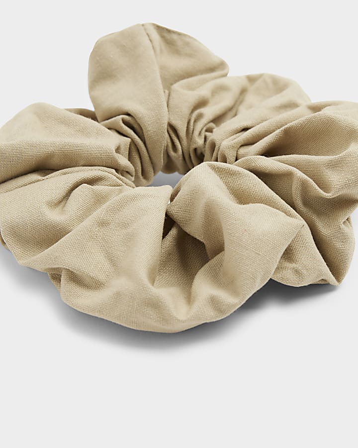 Brown oversized hair scrunchie