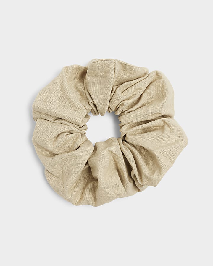 Brown oversized hair scrunchie