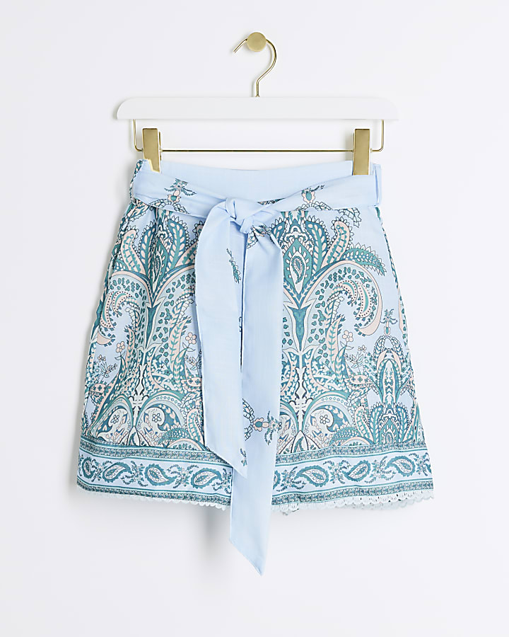 Blue paisley belted shorts