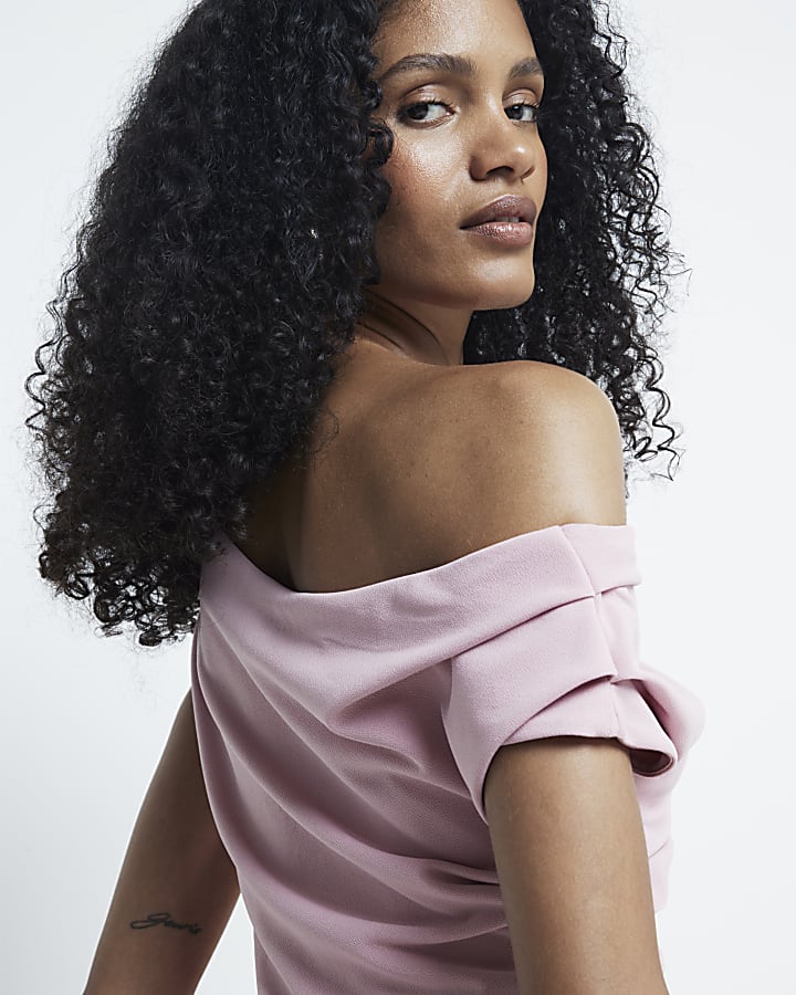 Pink drape off shoulder bodycon maxi dress