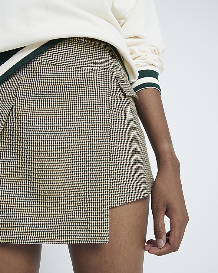 Brown Check Pleated Asymmetric Skort