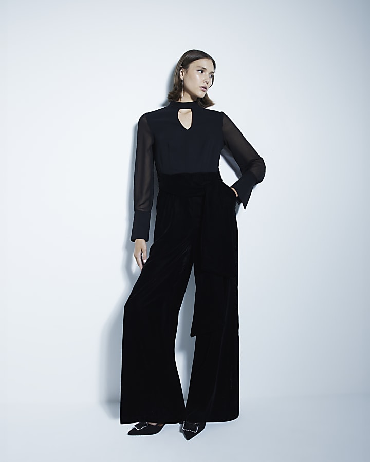 Black velvet jumpsuit long sleeve on sale