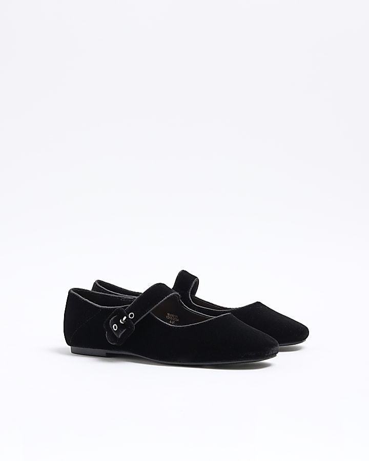 Black Velvet Mary Jane Shoes