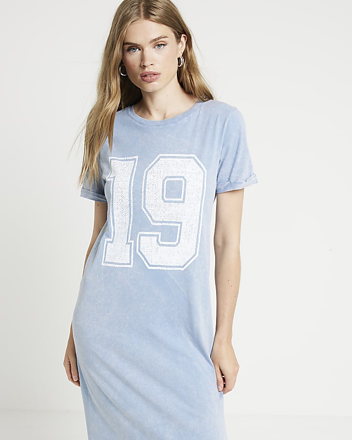 Blue number graphic t-shirt midi dress