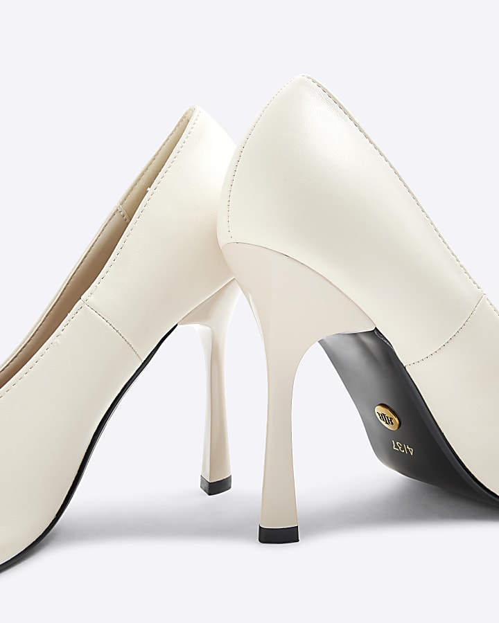 Cream Heeled Court Shoes