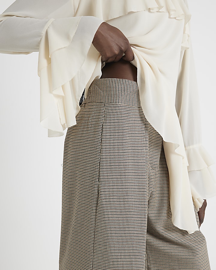 Brown Pleated Wide Leg Crop Trousers
