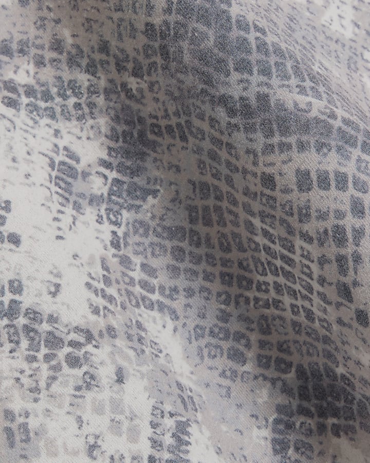 Grey snake print crop t-shirt