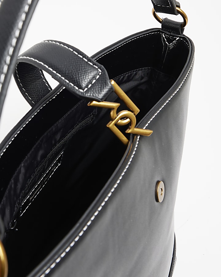 Black RI hardware bucket bag