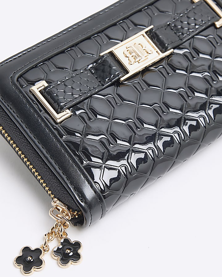 Black Ri Monogram Embossed Flower Charm Purse