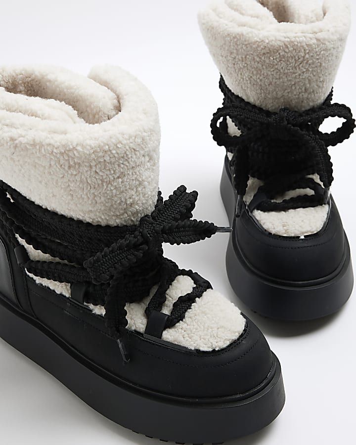 Black Borg Ski Boots