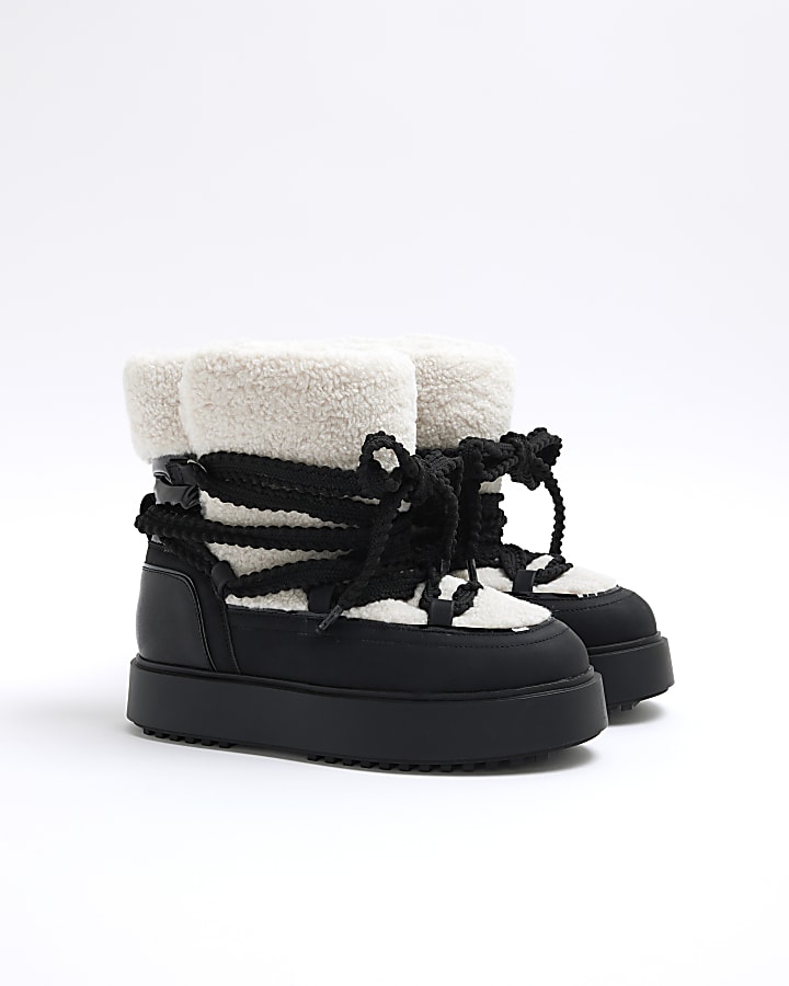 Black Borg Ski Boots