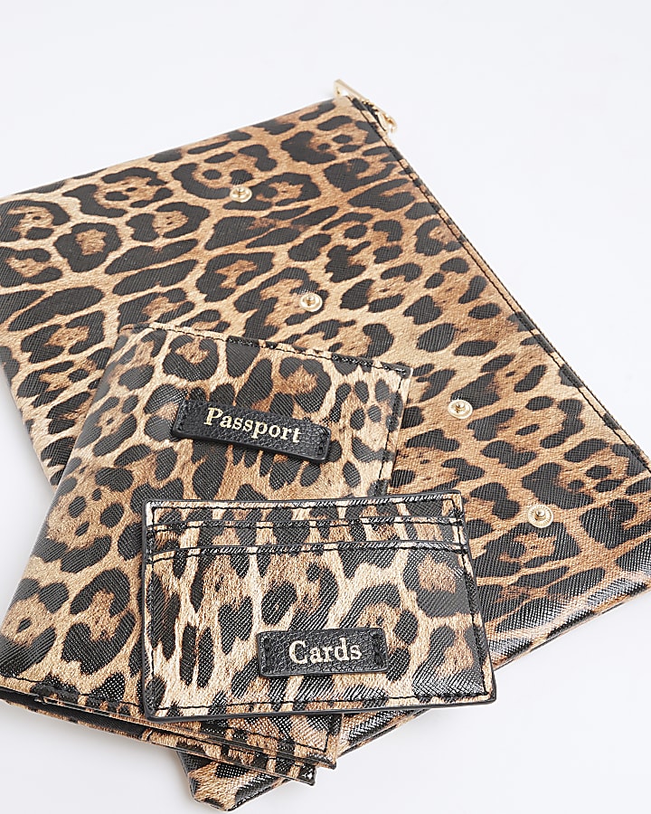 Brown Leopard Travel Wallet Bundle