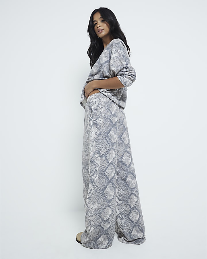Petite Grey Snake Print Wide Leg Joggers | River Island