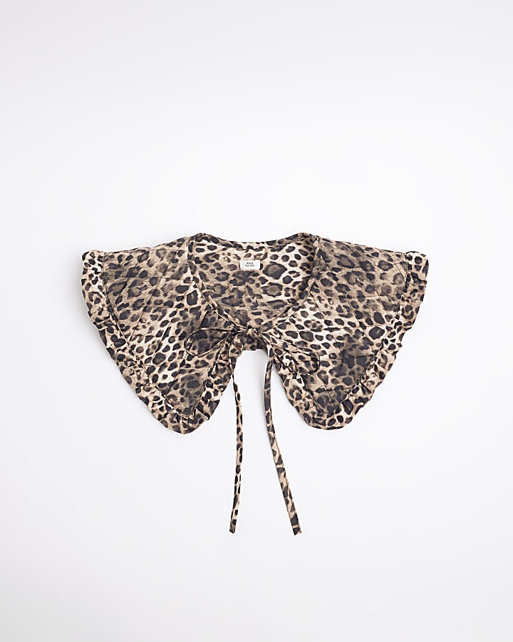 Beige Quilted Leopard Print Collar
