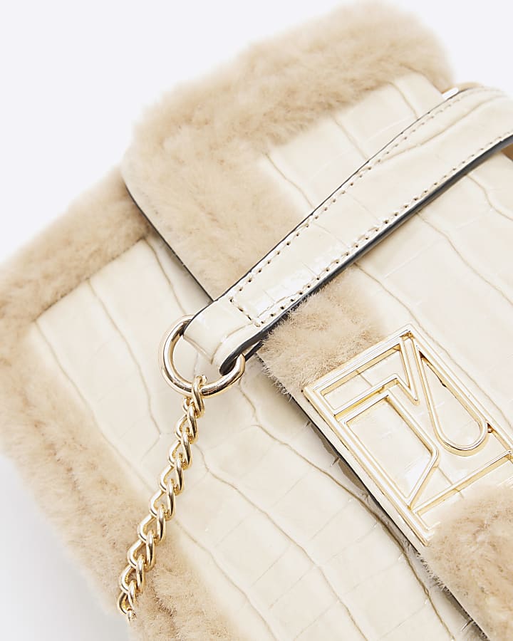 Cream Faux Fur Trim Shoulder Bag