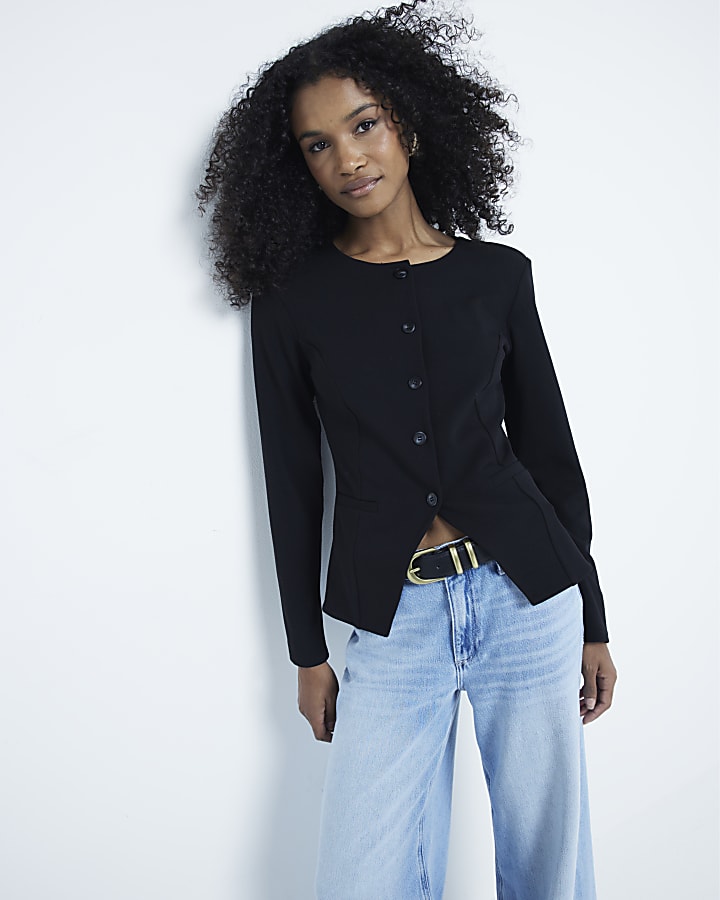 Black Tailored Buttoned Jacket