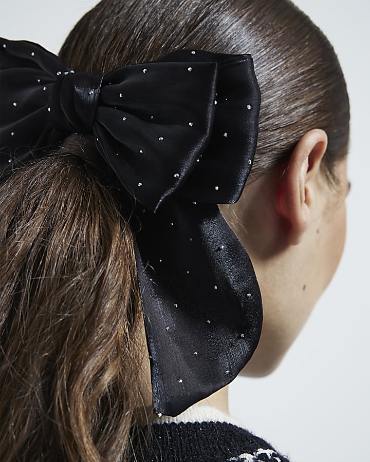 Black Diamante Bow hairclip