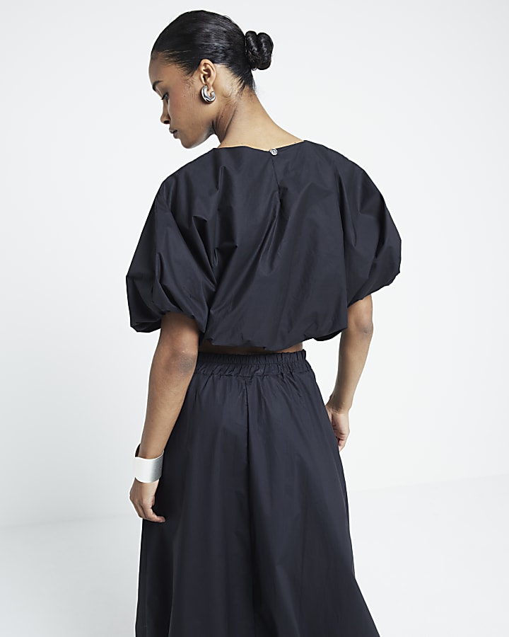 Black Bubble Hem Crop Top