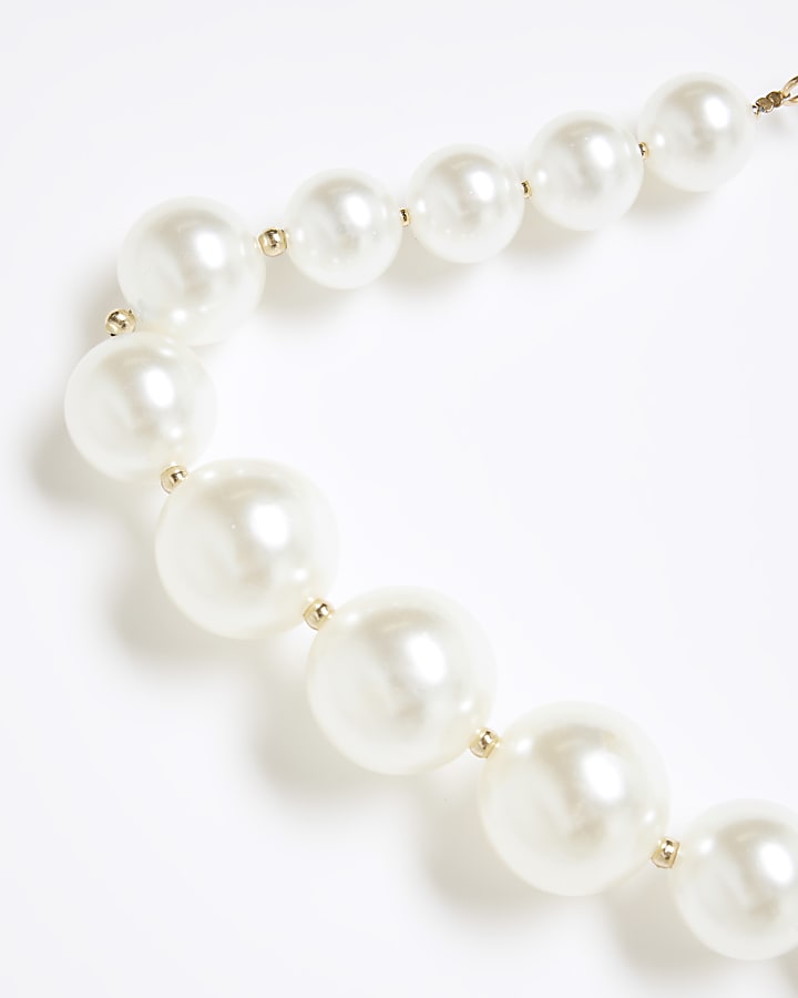 White Pearl Chain Belt