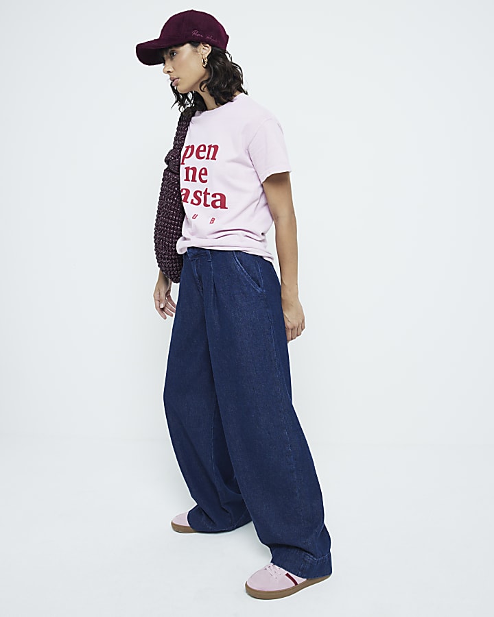 Pink pasta slogan graphic t-shirt