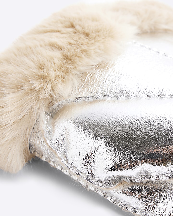 Silver Faux Fur Metallic Mittens