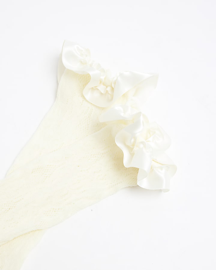 Cream Frill Socks