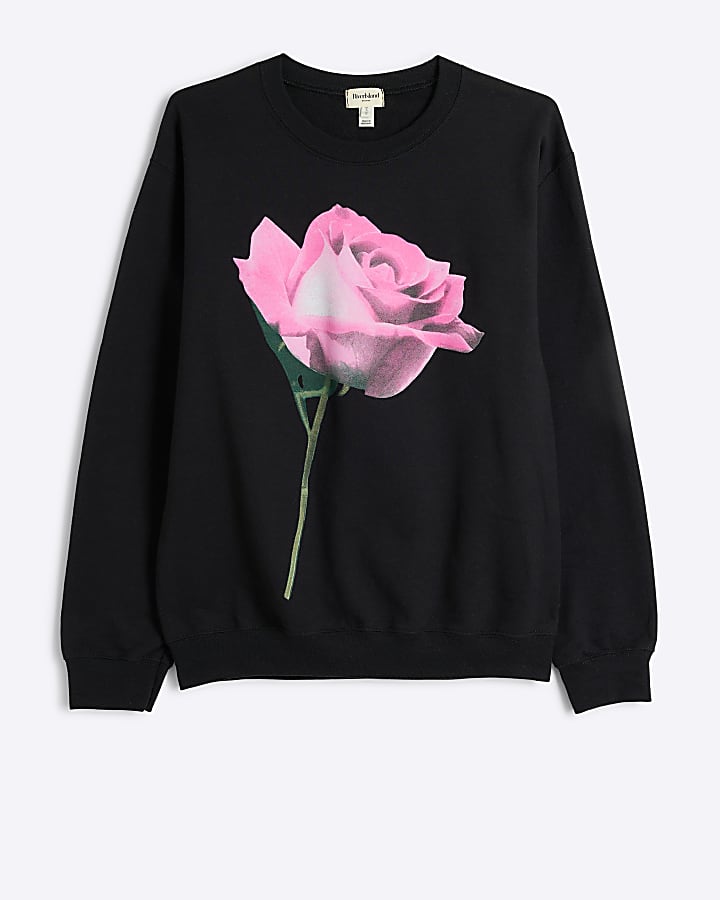 Black Rose Graphic Sweatshirt