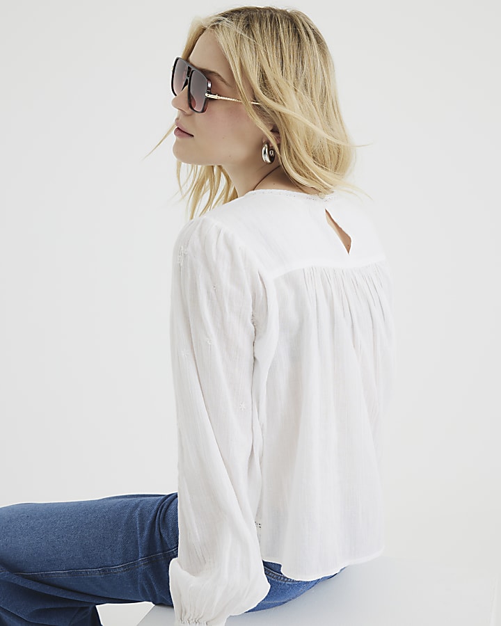 White Long Sleeve Lace Trim Embroidered Top