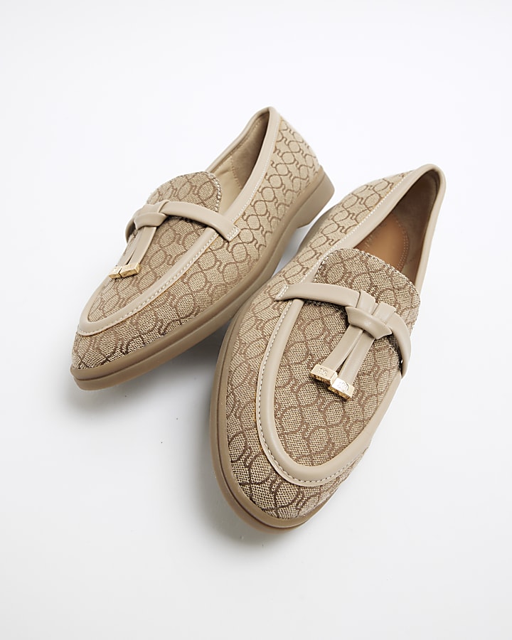 Beige Monogram tassle Suede Loafer