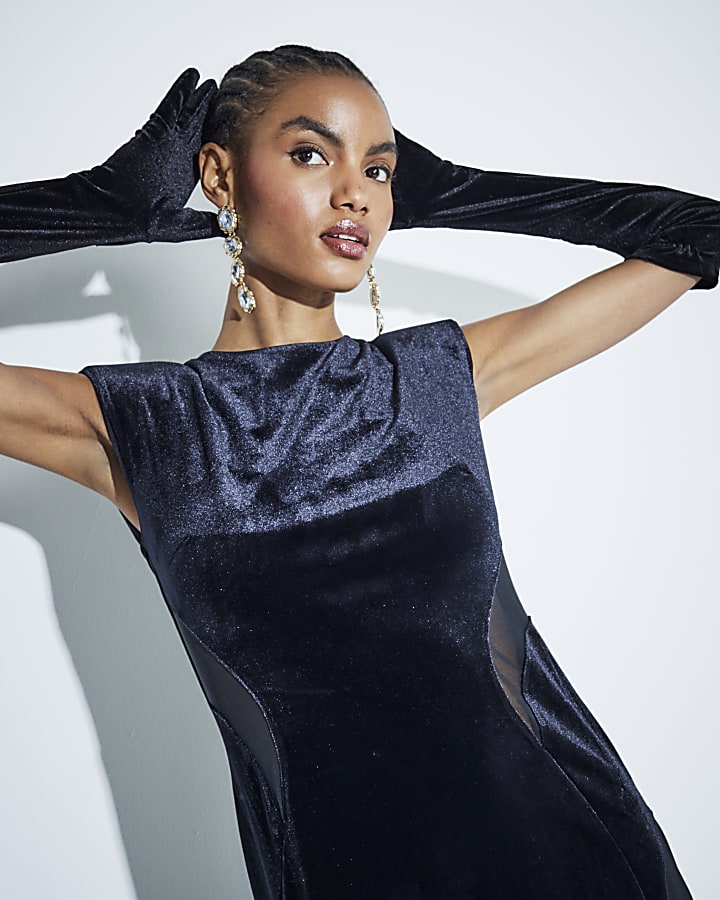 Black Sleeveless Velvet Midi Dress