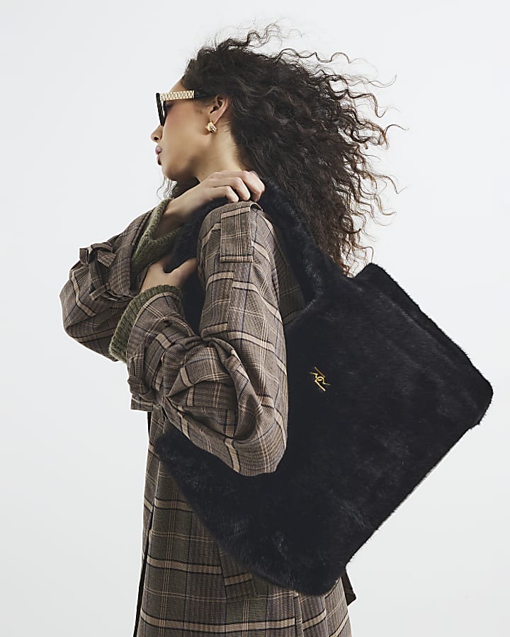 Black fur bag river island sale