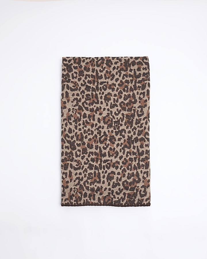 Brown blanket stitch leopard scarf