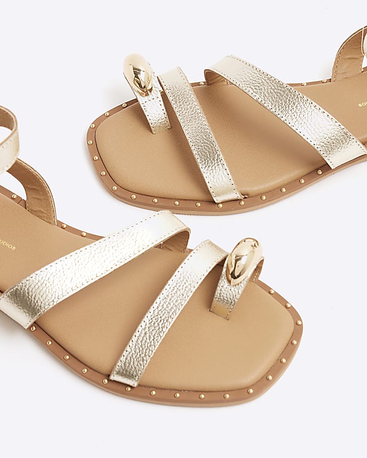 Gold Studded Toe Clip Sandals