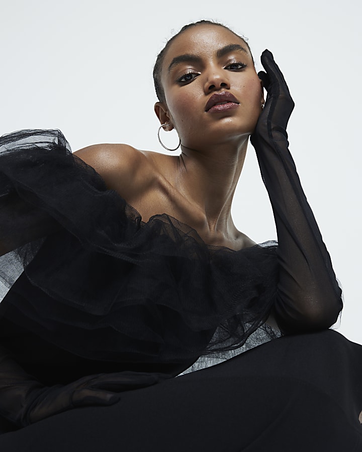 Black 3D Tulle Ruffled Bodycon Midi Dress
