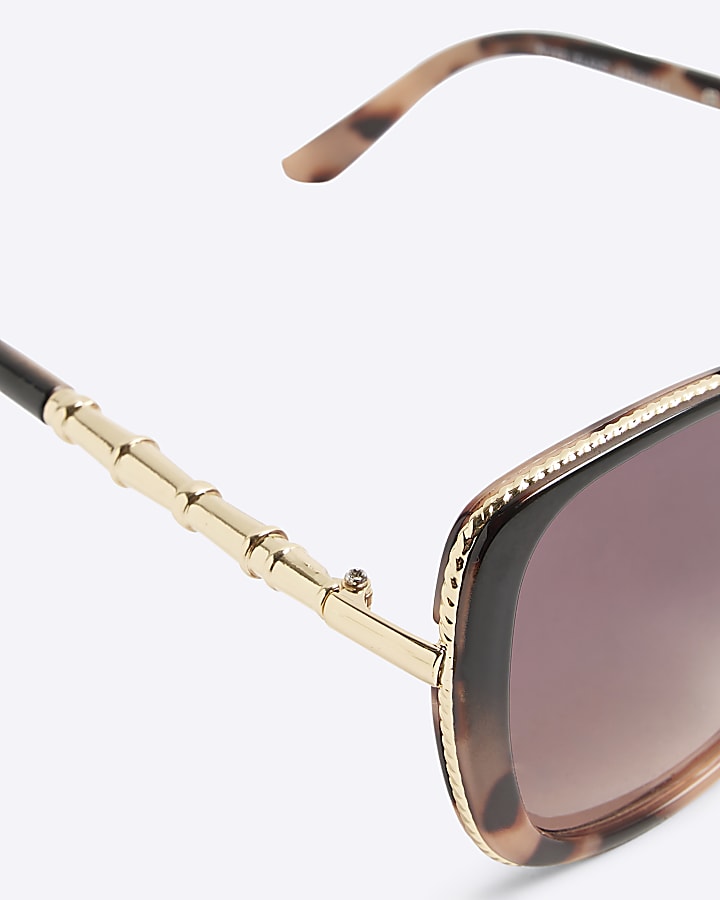 Black Metal Round Gold Trim Sunglasses