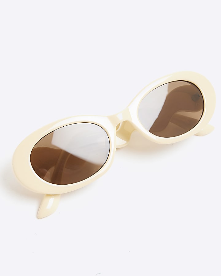 Cream Oval Wavy Slim Sunglasses