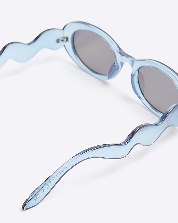 Blue Oval Wavy Slim Sunglasses